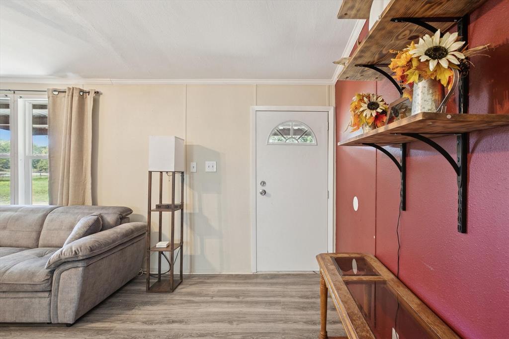 235 Wonder Drive Springtown, TX 76082 - Photo 8 of 36