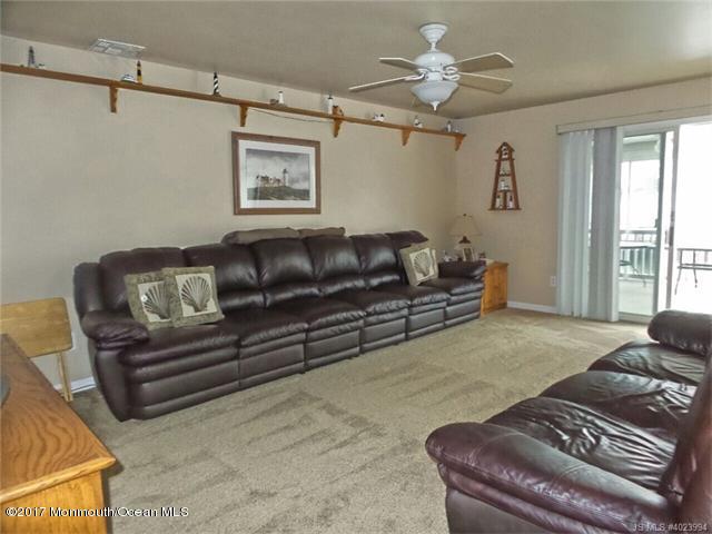 36 Diane Road Manahawkin, NJ 08050 - Photo 8 of 28 a living room with furniture