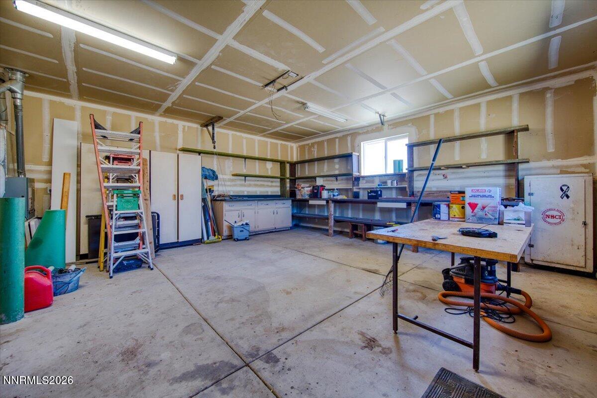 555 Serenity Place Reno, NV 89510 - Photo 33 of 67 Garage/Workshop