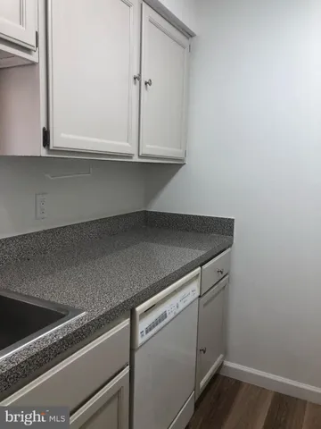 $2,000 | 7 Bozarth Court, Hamilton, NJ 08690