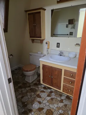 $189,000 | 7 E Road, Middlebury, VT 05753