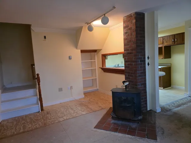 $189,000 | 7 E Road, Middlebury, VT 05753