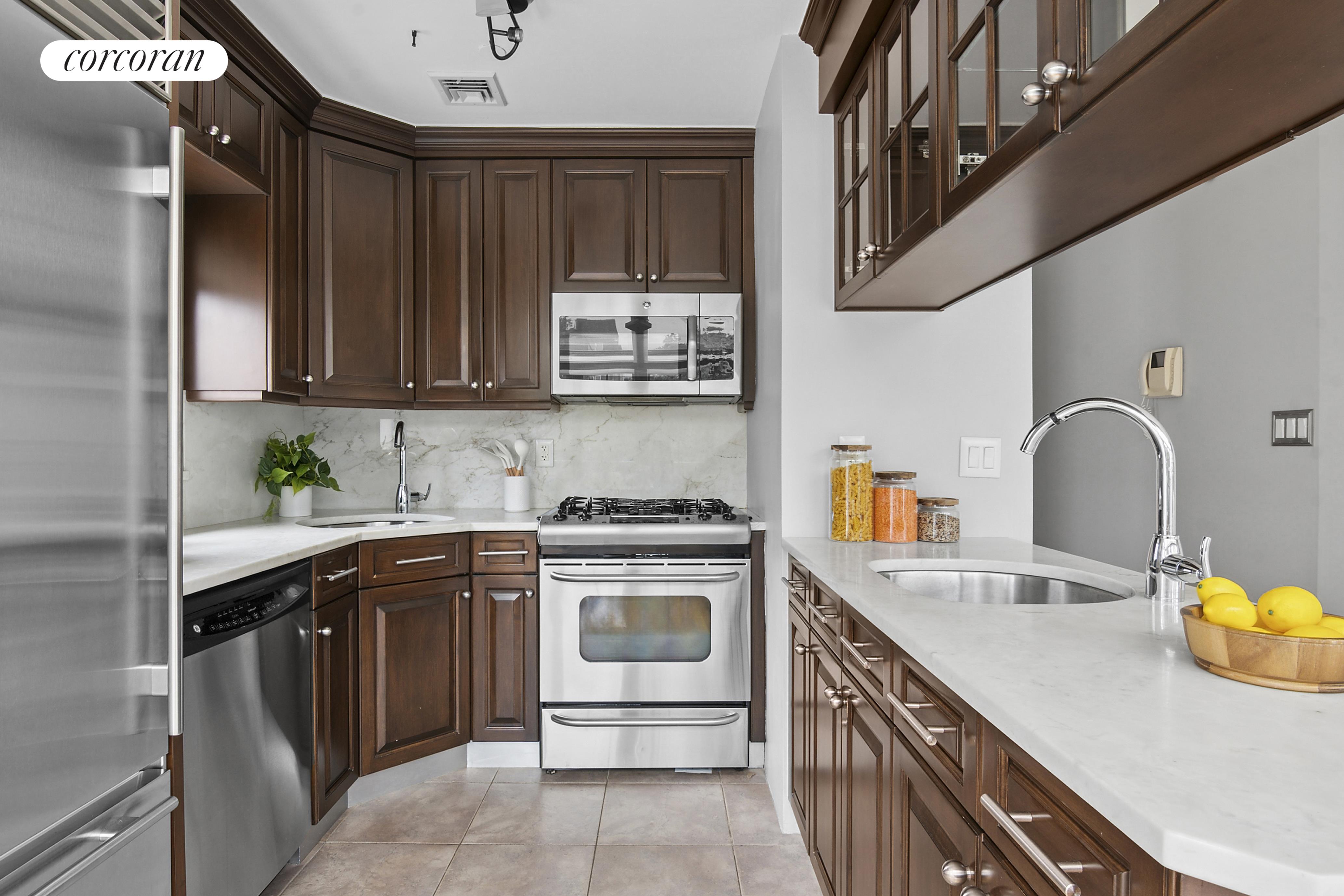 734 East 5th Street, Unit 4L Brooklyn, NY 11218 - Photo 1 of 14