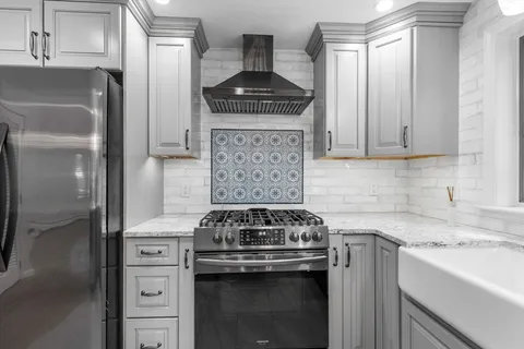 $819,000 | 2 Fairway Circle, Sandwich, MA 02563