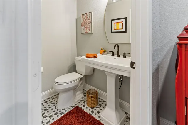 $750,000 | 3422 Mercury Drive, Grapevine, TX 76051