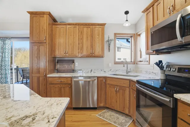 $389,900 | 17588 Grant Street Northwest, Elk River, MN 55330