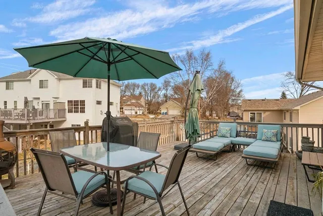 $389,900 | 17588 Grant Street Northwest, Elk River, MN 55330