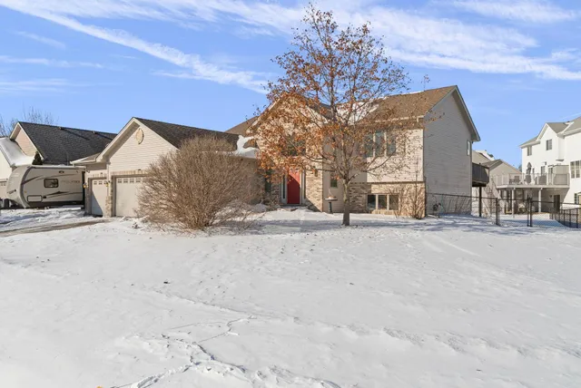 $389,900 | 17588 Grant Street Northwest, Elk River, MN 55330