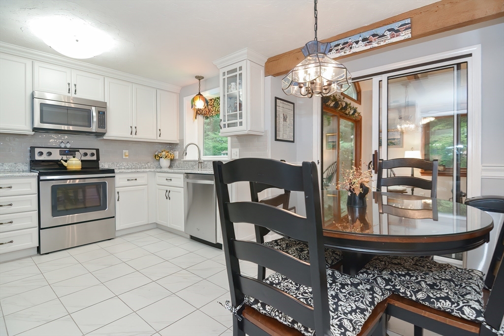 6 Castle Hill Road Hopkinton, MA 01748 - Photo 12 of 42 Gallery Image 12