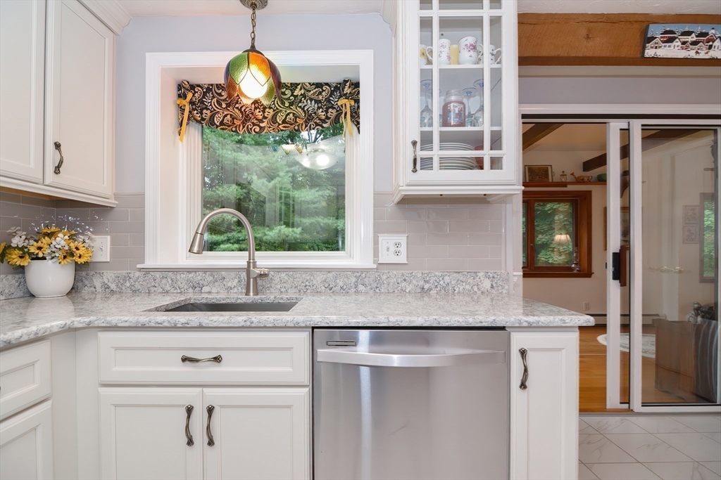 6 Castle Hill Road Hopkinton, MA 01748 - Photo 13 of 42 Gallery Image 13