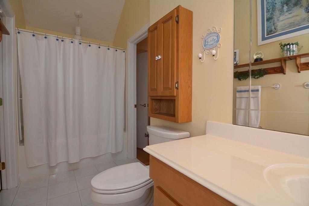 6 Castle Hill Road Hopkinton, MA 01748 - Photo 27 of 42 Gallery Image 27