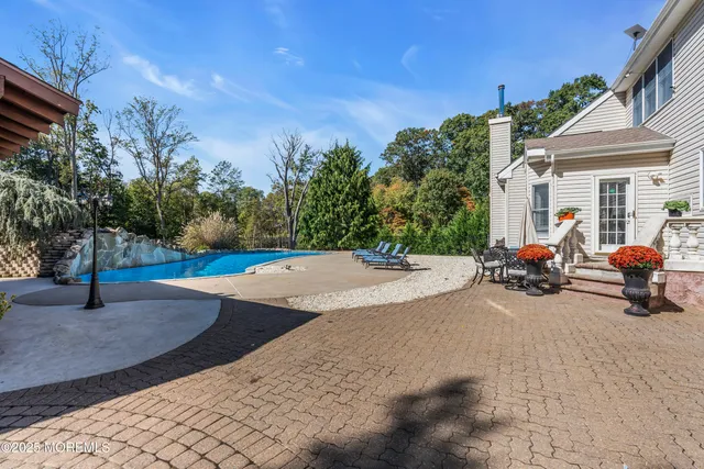 $1,899,000 | 1 Fountayne Lane, Manalapan, NJ 07726
