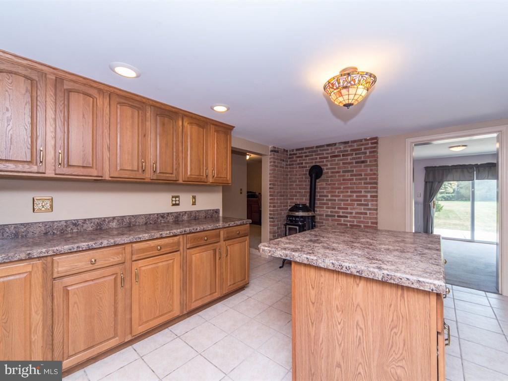 1513 Picnic Grove Road Manheim, PA 17545 - Photo 18 of 58