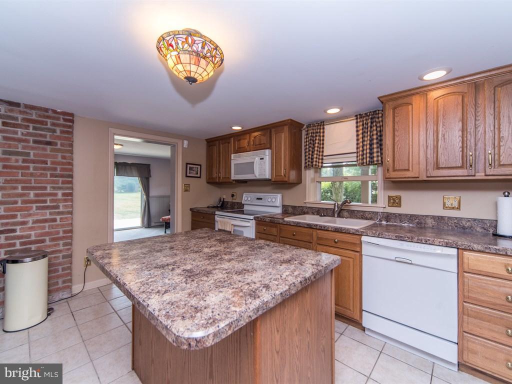 1513 Picnic Grove Road Manheim, PA 17545 - Photo 20 of 58