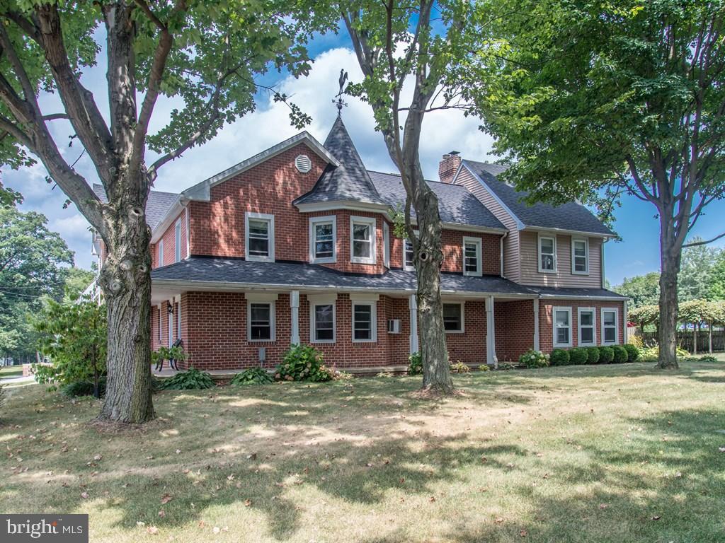 1513 Picnic Grove Road Manheim, PA 17545 - Photo 3 of 58