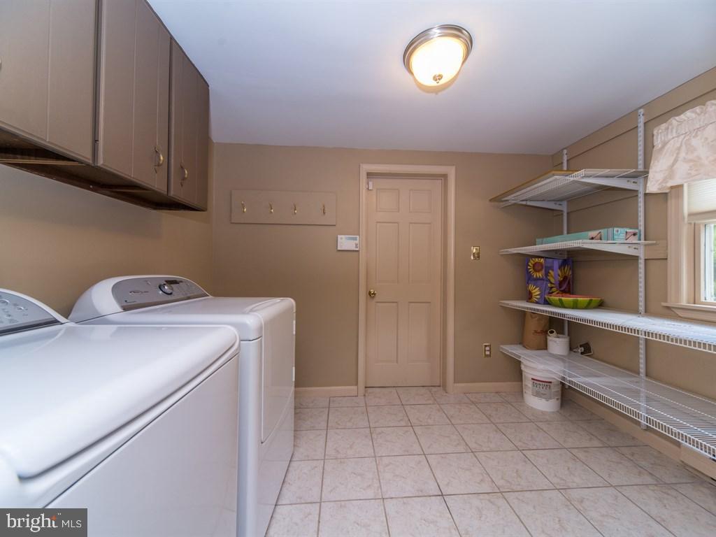 1513 Picnic Grove Road Manheim, PA 17545 - Photo 25 of 58