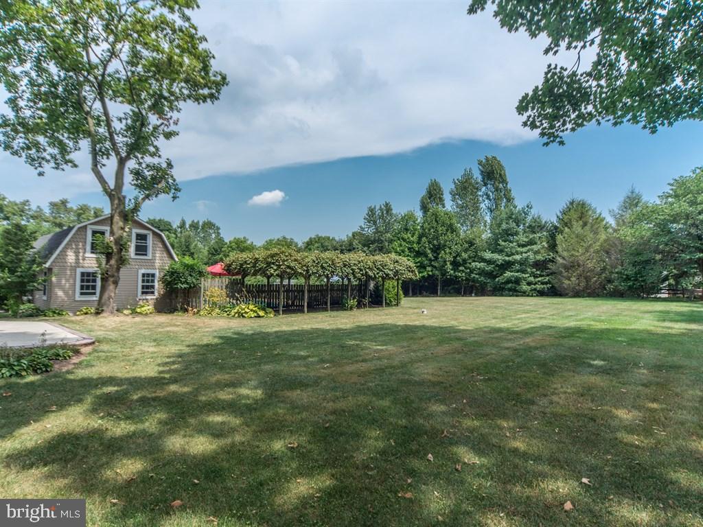 1513 Picnic Grove Road Manheim, PA 17545 - Photo 44 of 58