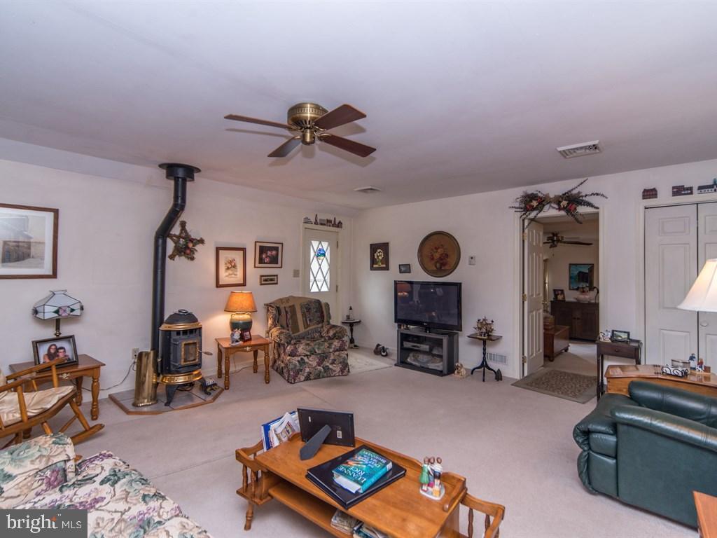 1513 Picnic Grove Road Manheim, PA 17545 - Photo 48 of 58