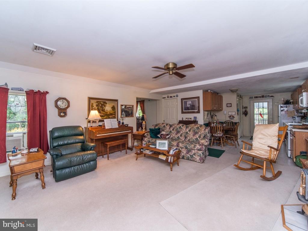 1513 Picnic Grove Road Manheim, PA 17545 - Photo 49 of 58
