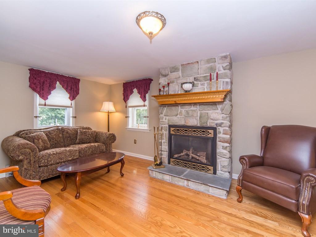 1513 Picnic Grove Road Manheim, PA 17545 - Photo 8 of 58