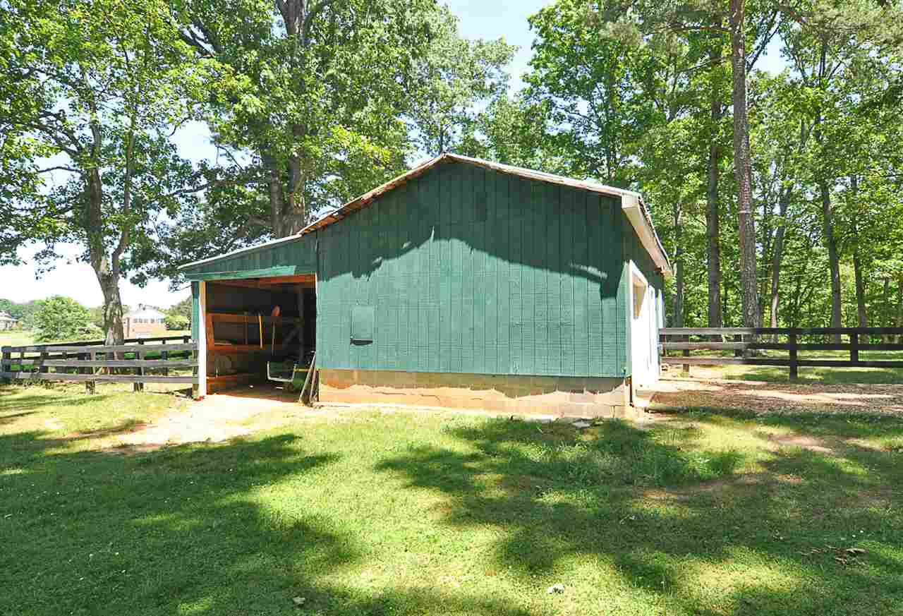 2136 Red Hill Road Charlottesville, VA 22903 - Photo 7 of 34 Gallery Image 7