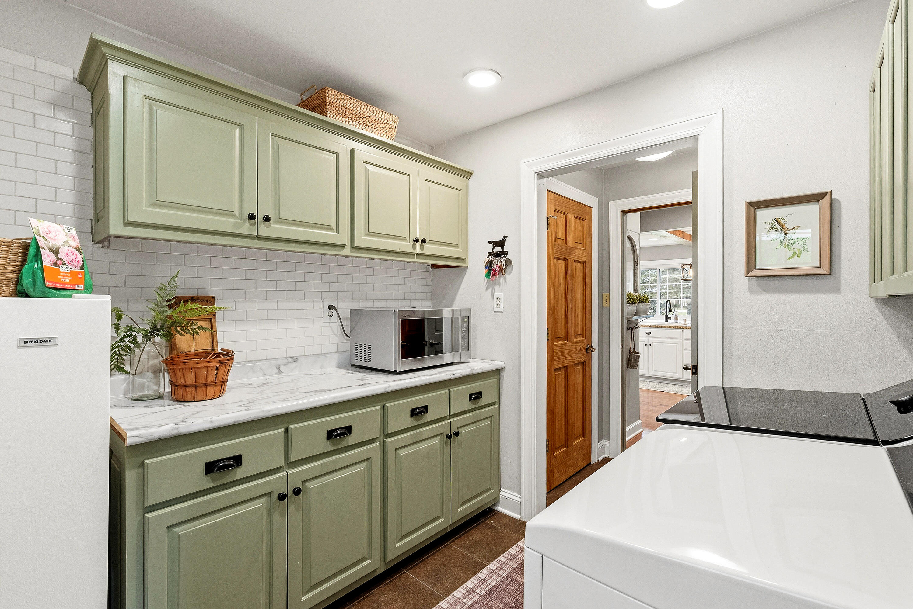 W377S5229 East Pretty Lake Road Ottawa, WI 53118 - Photo 36 of 68 Great Cabinets & Convenient Location