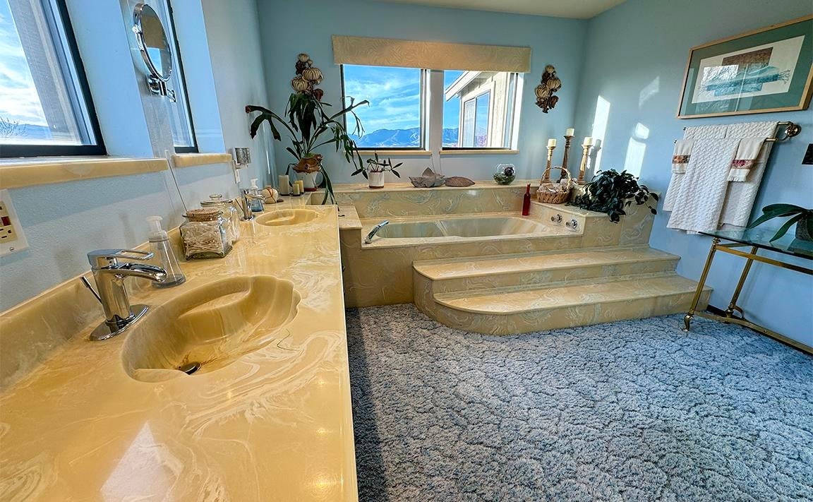 945 Holcomb Road Montague, CA 96064 - Photo 19 of 37 Gallery Image 19