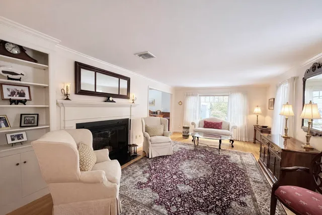 $1,695,000 | 117 Parsley Lane, Osterville, MA 02655