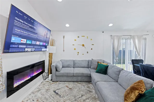 $520,000 | 135 Northwest 6th Avenue, Dania Beach, FL 33004