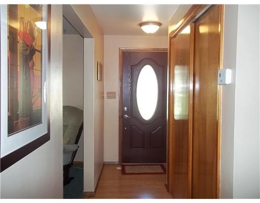 4404 Ruth Drive Monroeville, PA 15146 - Photo 2 of 18 Entry/Foyer. Entry way has large closet and bamboo flooring