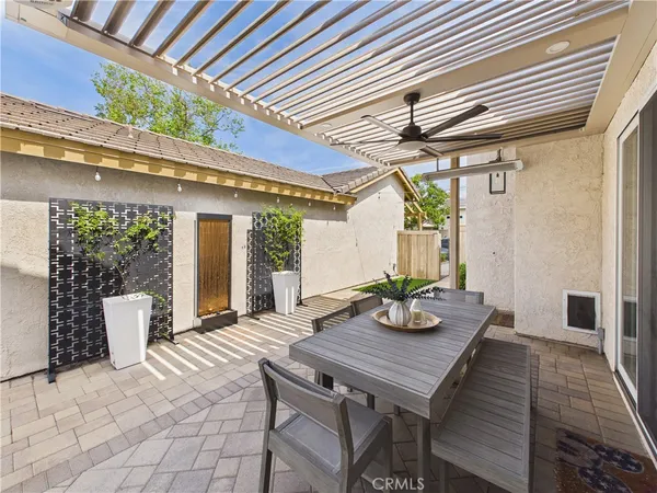 $1,245,000 | 27 Tangerine, Irvine, CA 92618