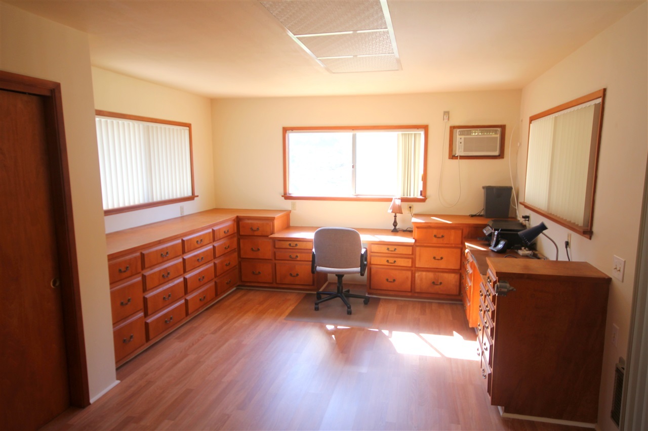 1955 Green Canyon Road Fallbrook, CA 92028 - Photo 9 of 17 Gallery Image 9