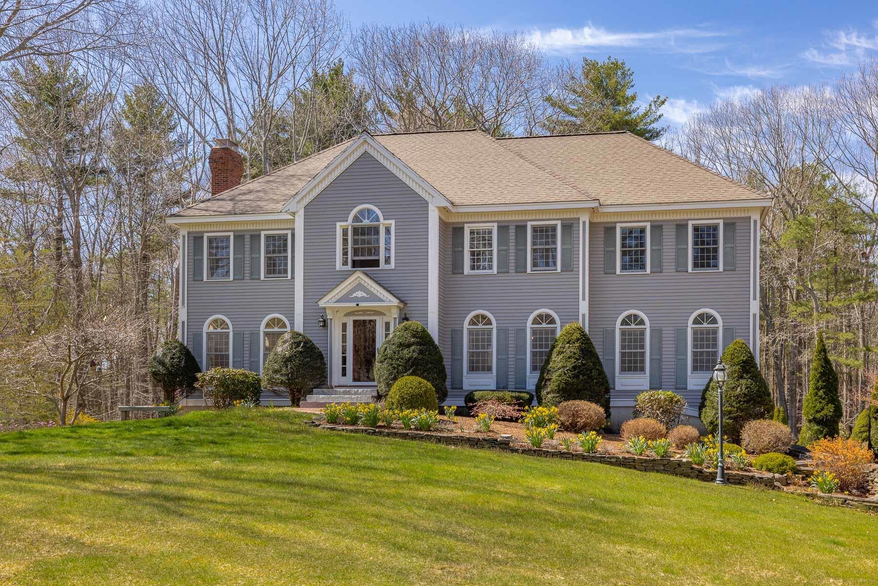 17 Rockrimmon Road North Hampton, NH 03862 - Photo 1 of 40