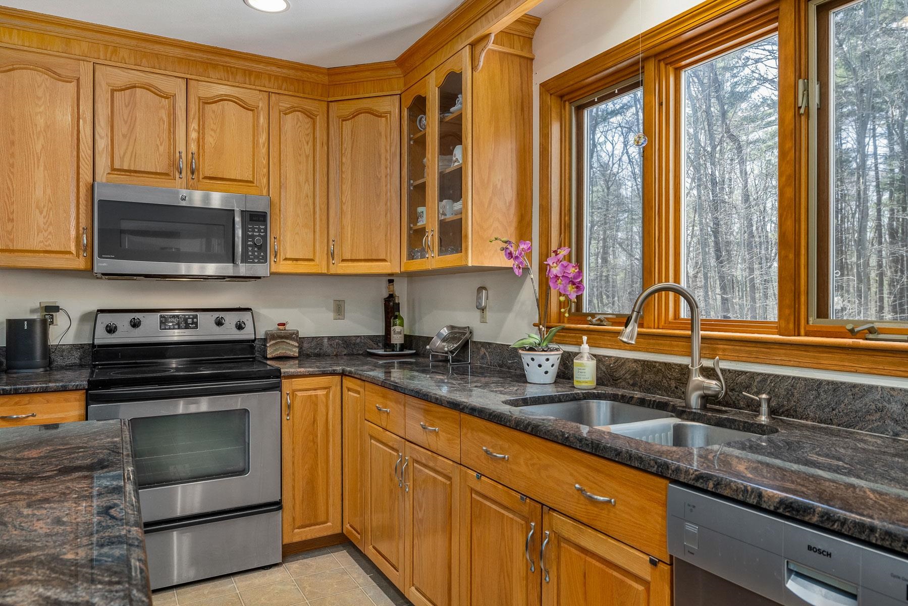 17 Rockrimmon Road North Hampton, NH 03862 - Photo 16 of 40