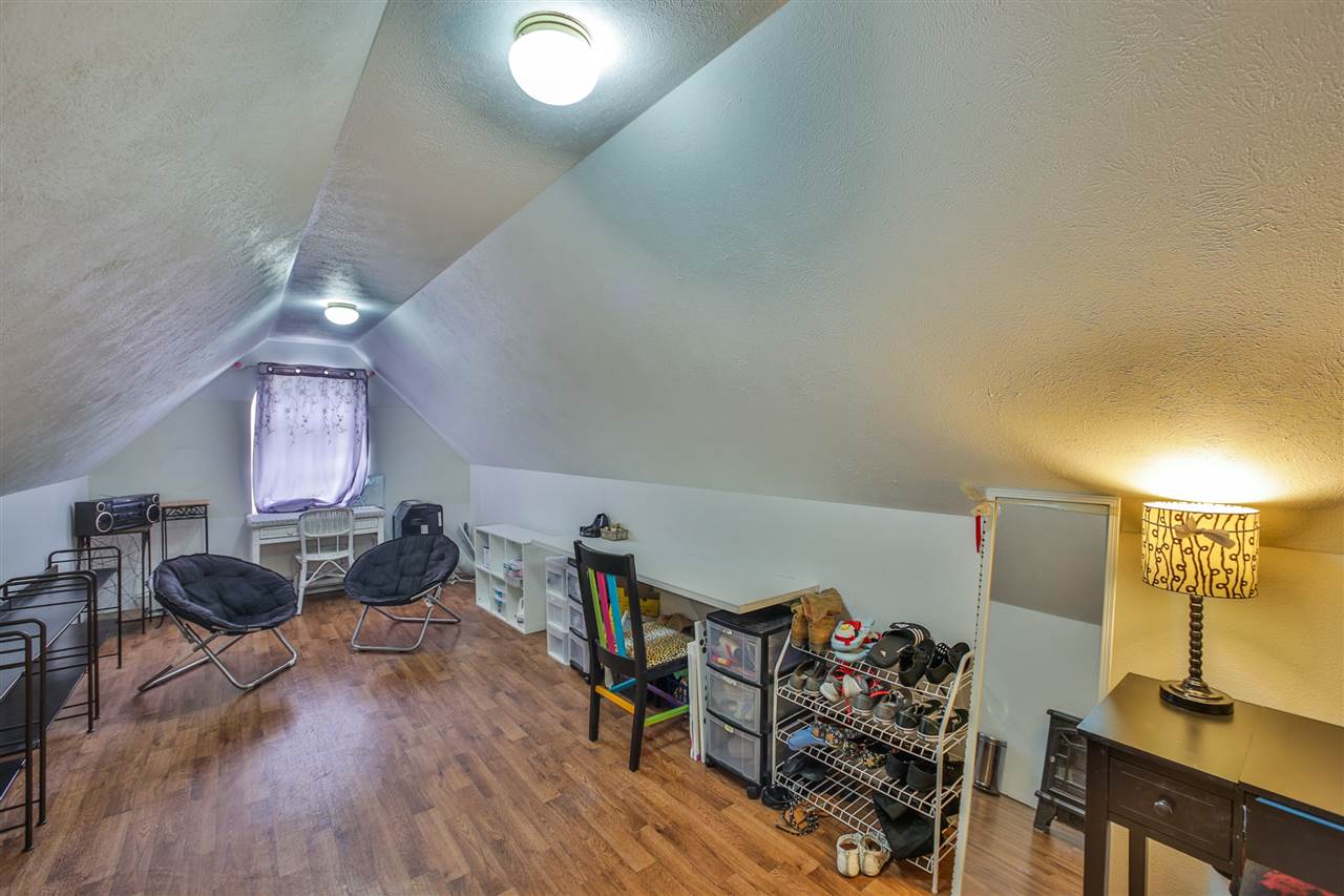 21916 North Yale Road Colbert, WA 99005 - Photo 14 of 20