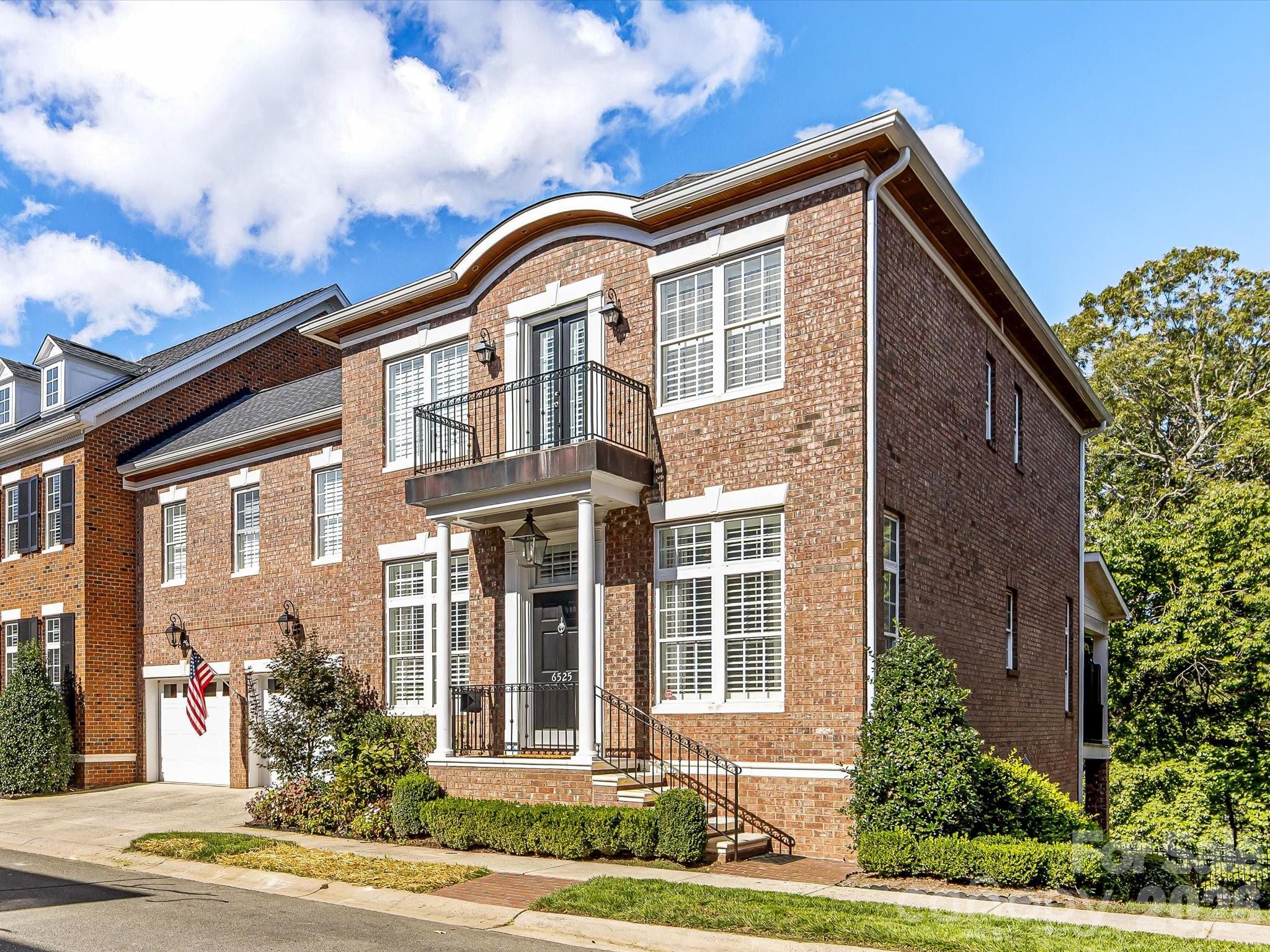 6525 Wakehurst Road Charlotte, NC 28226 - Photo 1 of 42 Gallery Image 1