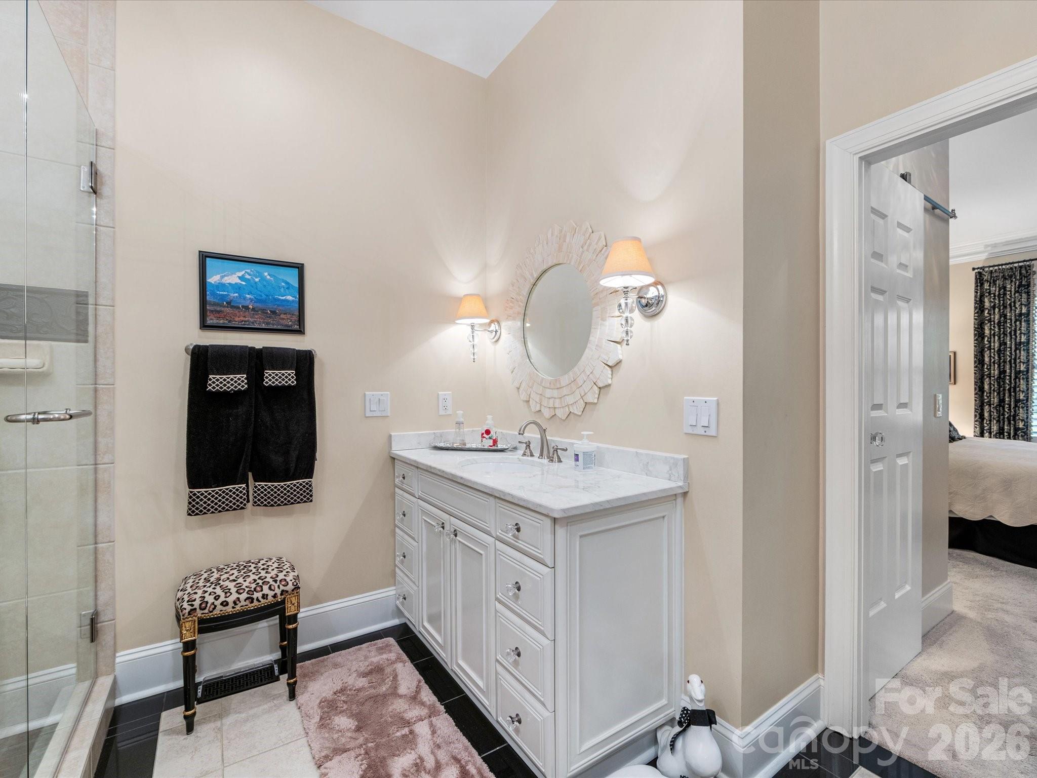 6525 Wakehurst Road Charlotte, NC 28226 - Photo 19 of 42 Gallery Image 19