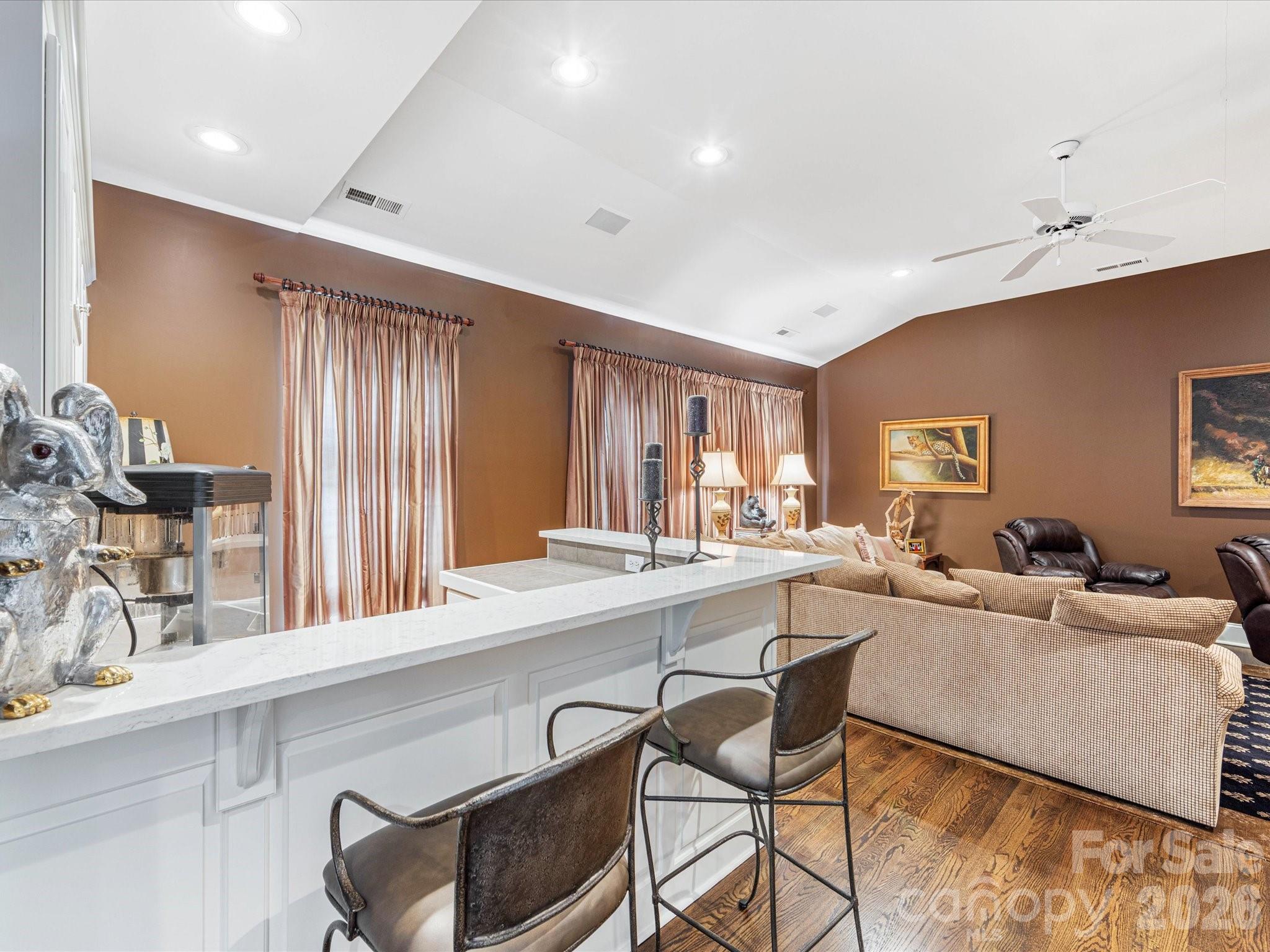 6525 Wakehurst Road Charlotte, NC 28226 - Photo 24 of 42 Gallery Image 24