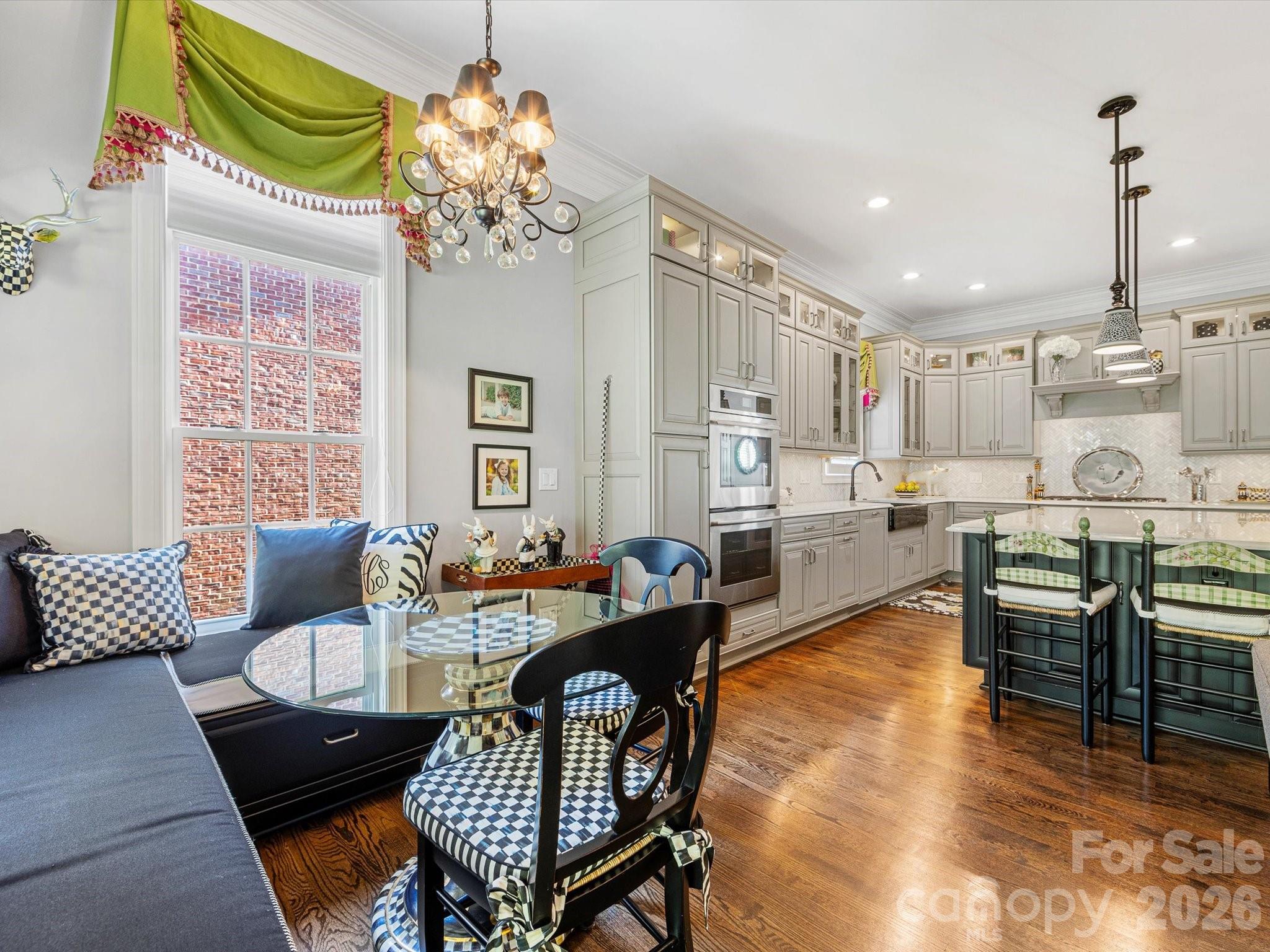 6525 Wakehurst Road Charlotte, NC 28226 - Photo 10 of 42 Gallery Image 10