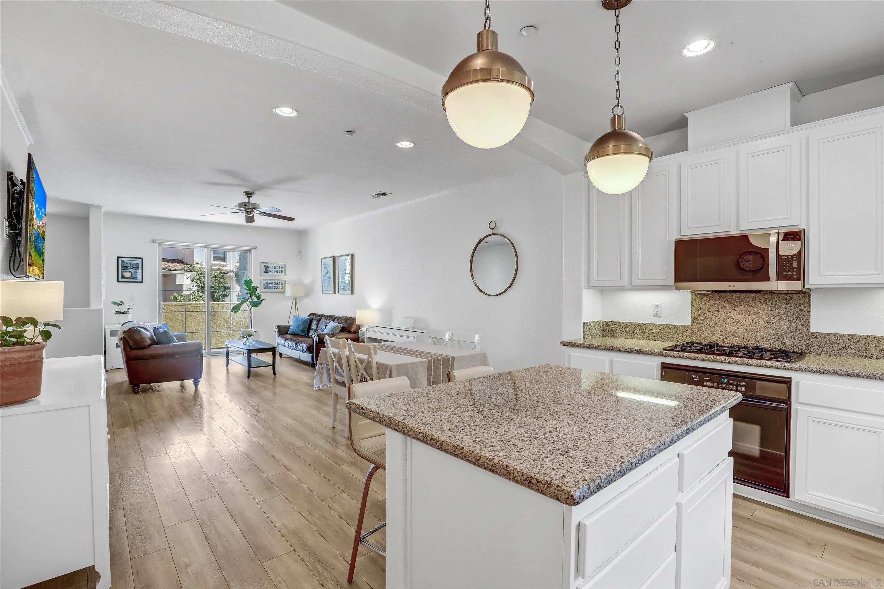 2285 Huntington Point Road, Unit 147 Chula Vista, CA 91914 - Photo 1 of 34 Gallery Image 1
