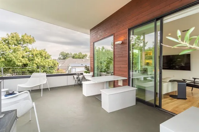 a outdoor view with a sitting space