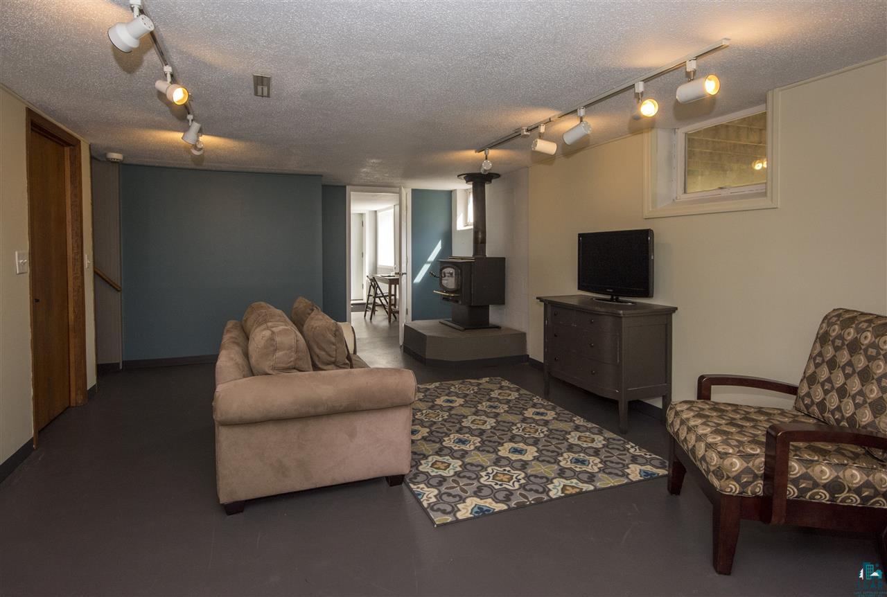 6106 Arnold Road Duluth, MN 55803 - Photo 11 of 18