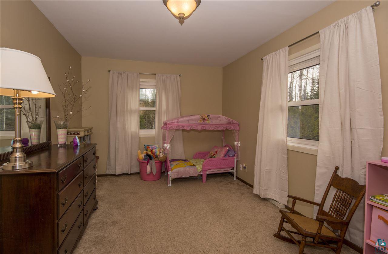 6106 Arnold Road Duluth, MN 55803 - Photo 7 of 18
