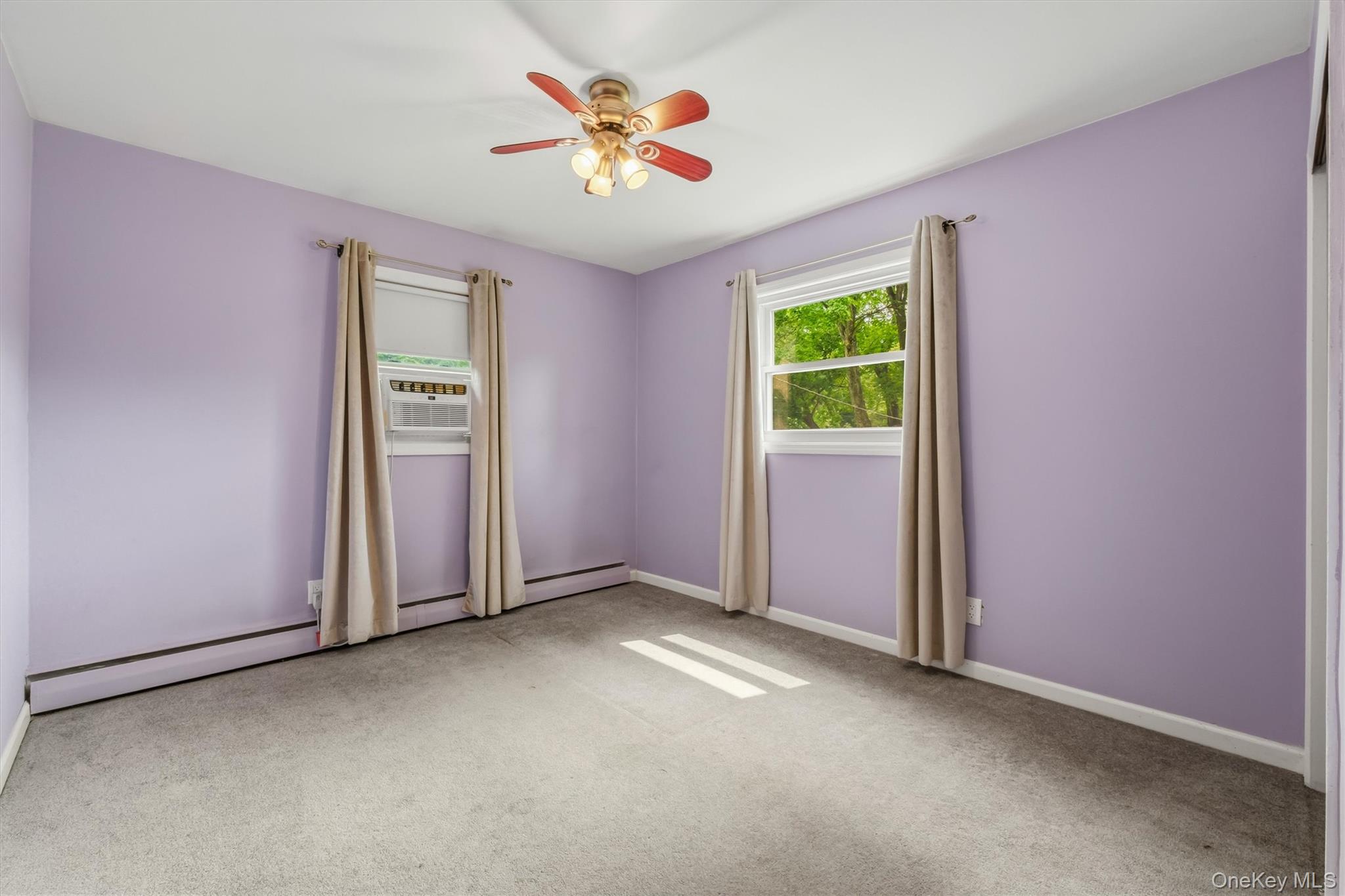17 Ridge Road Cortlandt Manor, NY 10567 - Photo 19 of 38 2nd Bedroom w/2 windows and ceiling fan