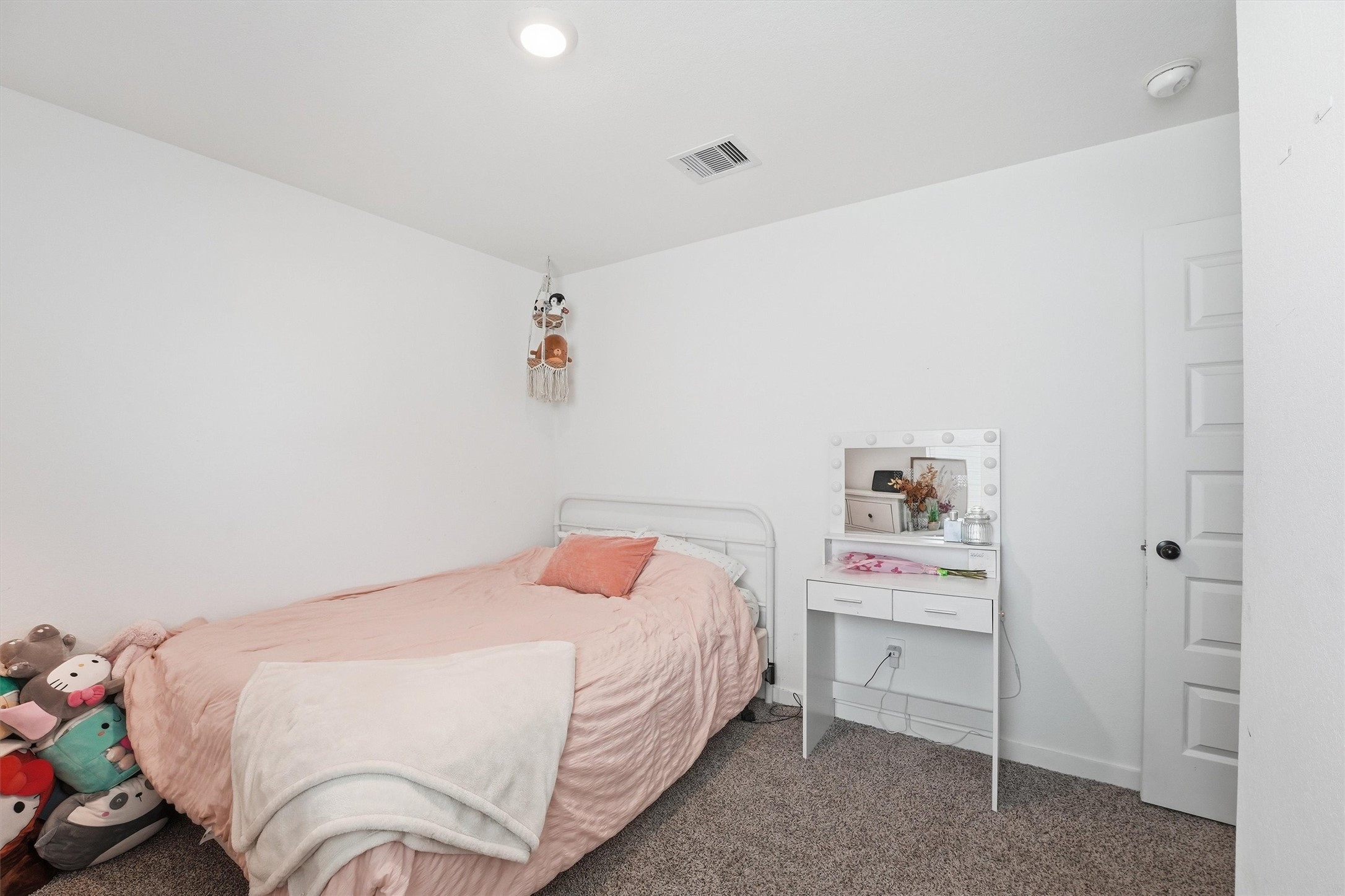 3815 Haydon Rdg Lane Fulshear, TX 77441 - Photo 16 of 33 2nd bedroom