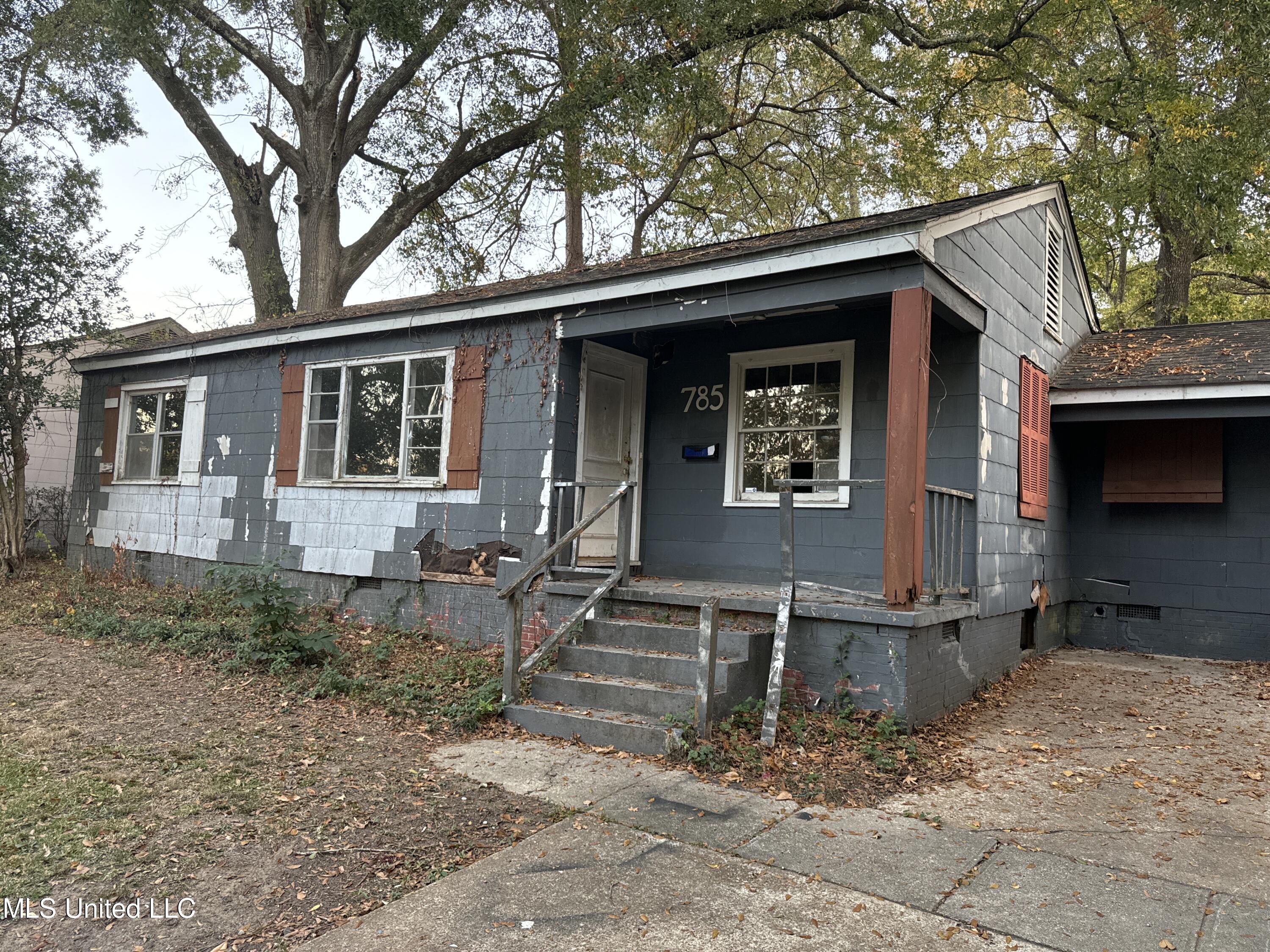 785 Cedarhurst Road Jackson, MS 39206 - Photo 2 of 5 IMG_4409