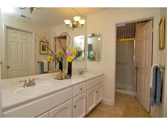 55 Roberts Road, Unit C Los Gatos, CA 95032 - Photo 14 of 18 Gallery Image 14