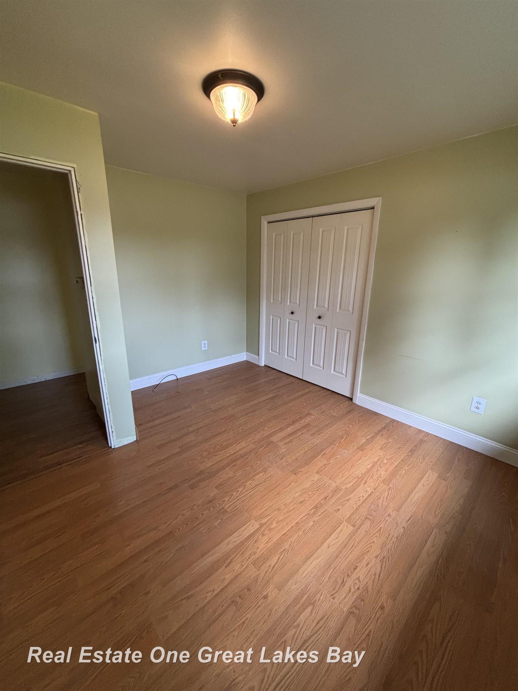 2002 Cass Avenue Road Bay City, MI 48708 - Photo 23 of 31 50185201-6908f38c-f443-44a5-87fe-4f7bfabc6b6f.JPG