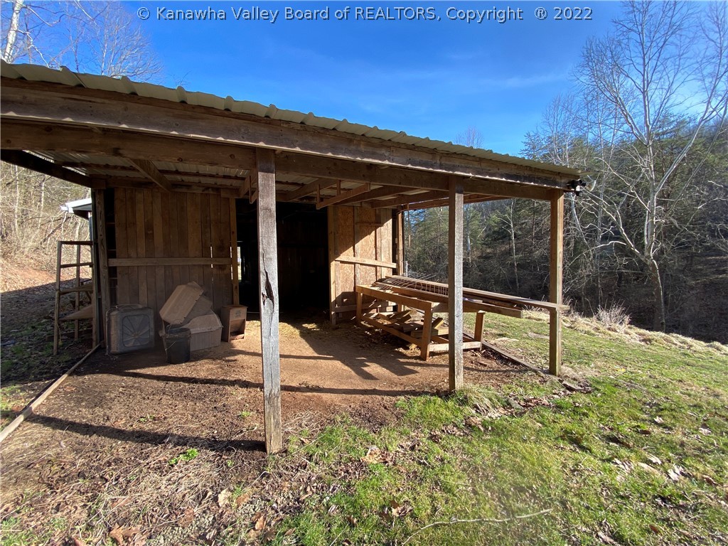 205 Kidd Road Ripley, WV 25271 - Photo 11 of 33 Gallery Image 11