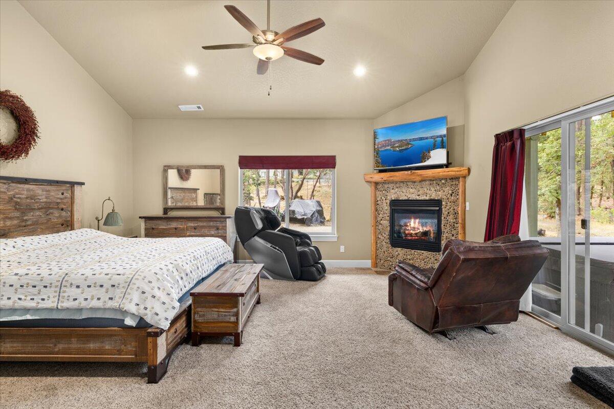 100 McKenzie Ridge Road Grants Pass, OR 97526 - Photo 17 of 46 18-CI_3454